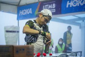 BIB: 
                            <button type="button" onclick="openModal(22294549)" class="btn btn-primary btn-sm float-right btn-popup" data-toggle="modal" data-target=".modal-high-quality">
                        <i class="fas fa-shopping-cart"></i> Add to Cart
                    </button>
                                            <button type="button" onclick="isThisMe(22294549, true)" class="btn btn-success btn-sm float-right btn-popup btn-isme hidden" data-toggle="tooltip" data-placement="bottom" title="นี่คือรูปของคุณใช่ไหม คลิกที่นี่เพื่อเอาเข้าอัลบั้ม">
                        <i class="fas fa-plus"></i> Add to album
                    </button>
                    <button type="button" onclick="isThisMe(22294549, false)" class="btn btn-warning btn-sm float-right btn-popup btn-isnotme hidden">
                        <i class="fas fa-ban"></i> Remove from album
                    </button>